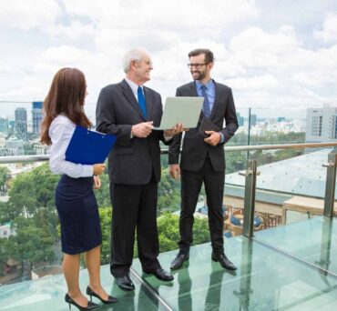 Commercial Real Estate Dubai: Opportunities for Businesses & Investors